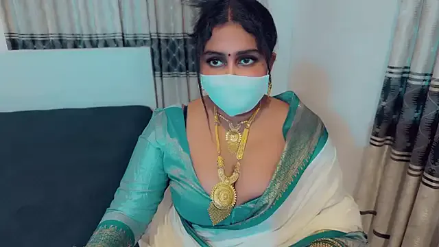 StripChat SonY_CaM is Group SonY_CaM — full nude dance in public