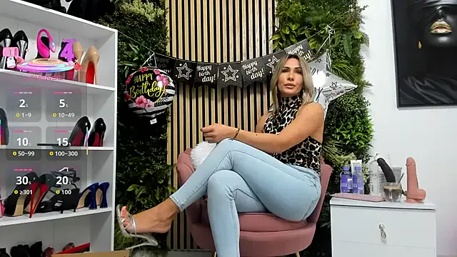 sweetcherry30 — Private on StripChat