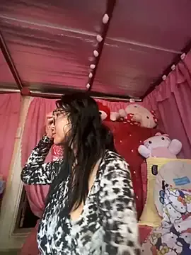 sweetieme — Riskyfun@fingering pussy til drip for u