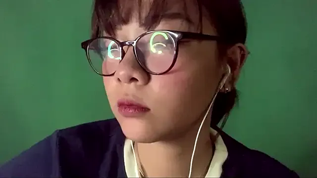 TerisaYellow — Show my outfit + turn around