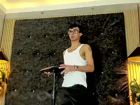 StripChat the_fenix_boy is Freechat the_fenix_boy — smile they are beautiful