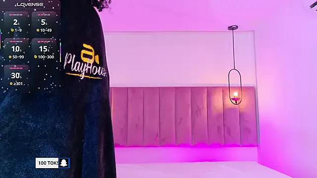 Tina_curly — BOUNCE NAKED BOOBS