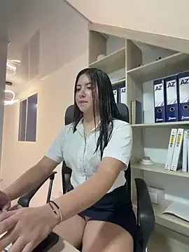 VAL_PRINCESS — TAKE OFF PANTYS 