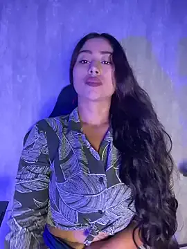 Valentinne_z — Private on StripChat