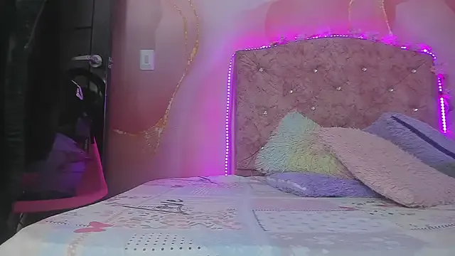 StripChat violet_taylor_ is Freechat violet_taylor_ — SHOW CUM