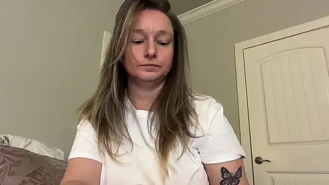 Vivian_MayXxX — Naked Squirt(24 tkn tkt show)