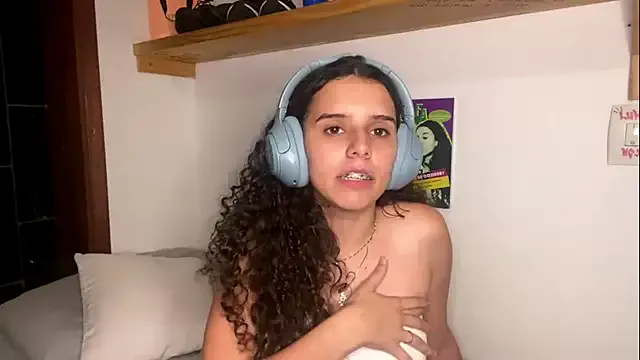 WinnieKloth — i will show my cute outfit S2