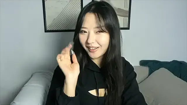 Freechat WonderMira on StripChat