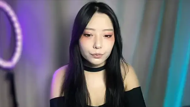 Freechat WonderMira on StripChat