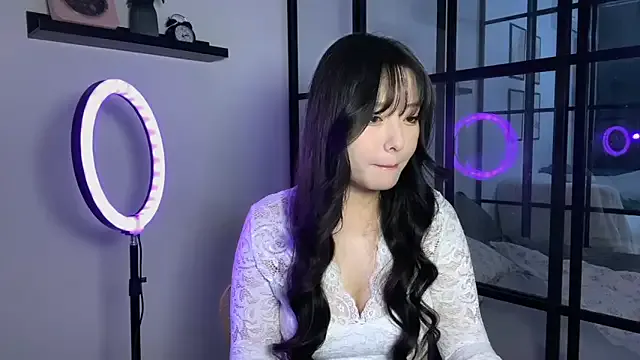 Freechat WonderMira on StripChat