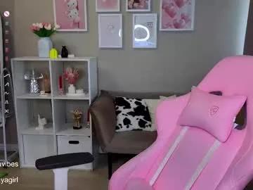 maya_blonde18 from Chaturbate