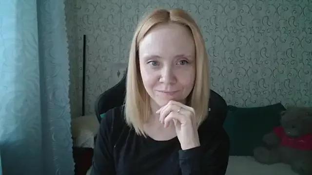 -luna_lovegood- from StripChat is Freechat