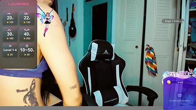 Try the hottest girls free webcams as they get au naturel and get naked fulfilling your nuttiest whims.