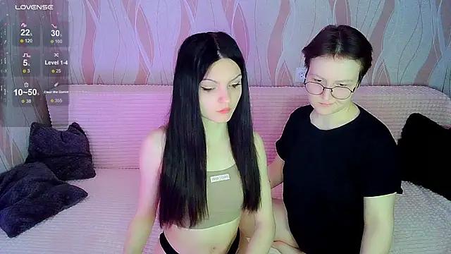 Try the hottest girls free webcams as they get au naturel and get naked fulfilling your nuttiest whims.