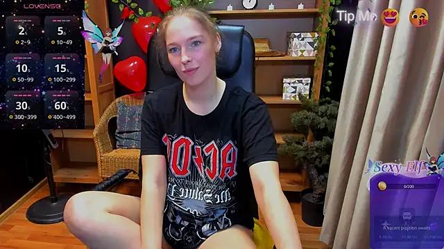 Try the hottest girls free webcams as they get au naturel and get naked fulfilling your nuttiest whims.