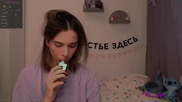 _ni_kiss from StripChat