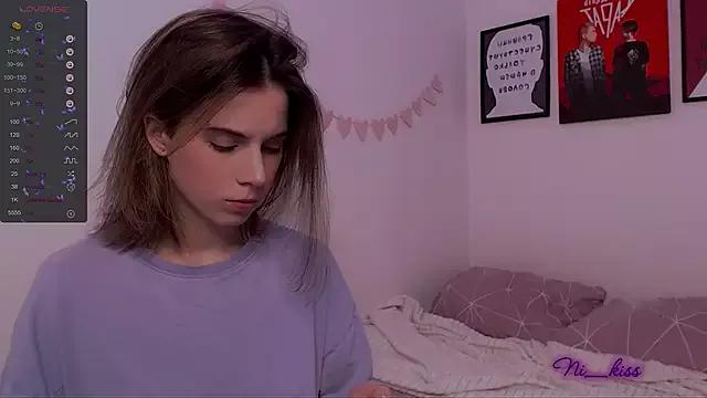 _ni_kiss from StripChat