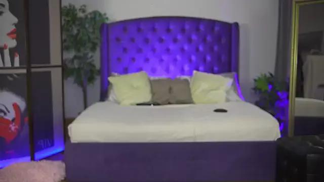 _nikki_moore_ from StripChat is Freechat