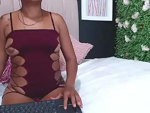 _Roxy_sweet from StripChat is Freechat