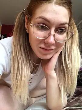 Try the hottest girls free webcams as they get au naturel and get naked fulfilling your nuttiest whims.