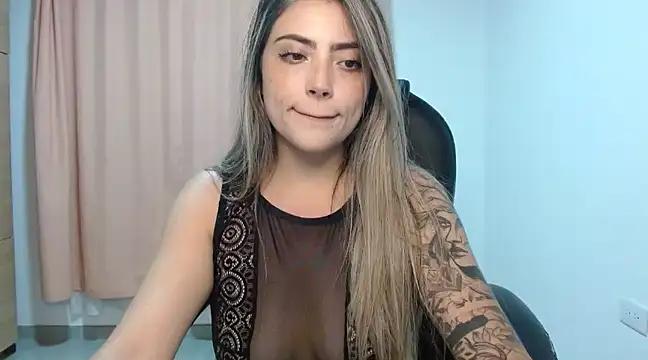 Try the hottest girls free webcams as they get au naturel and get naked fulfilling your nuttiest whims.