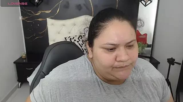 Aaliyah11 from StripChat