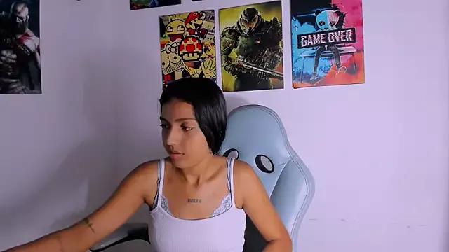 Try the hottest girls free webcams as they get au naturel and get naked fulfilling your nuttiest whims.