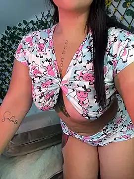 Try the hottest girls free webcams as they get au naturel and get naked fulfilling your nuttiest whims.