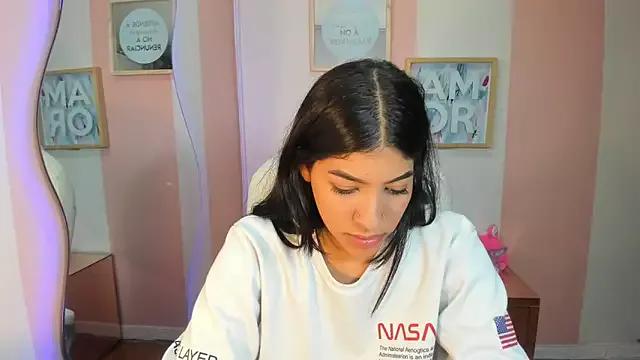 Alexa_Fiury from StripChat is Freechat