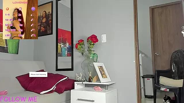 Alexa_sagee from StripChat is Freechat