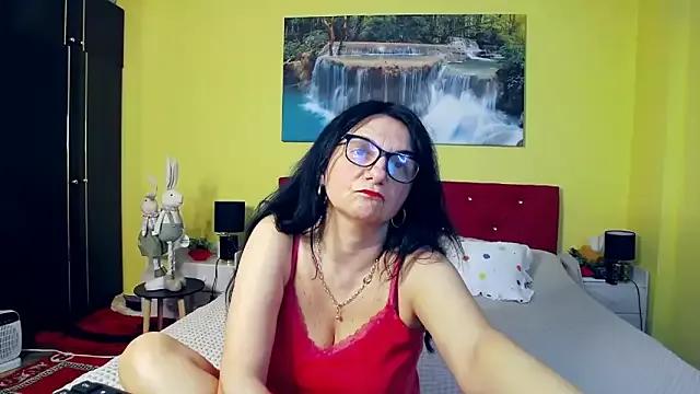 Try the hottest girls free webcams as they get au naturel and get naked fulfilling your nuttiest whims.