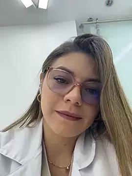 alicee16 from StripChat is Freechat