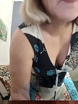 Try the hottest girls free webcams as they get au naturel and get naked fulfilling your nuttiest whims.