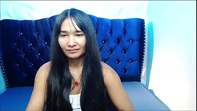 aliceroma from StripChat is Freechat