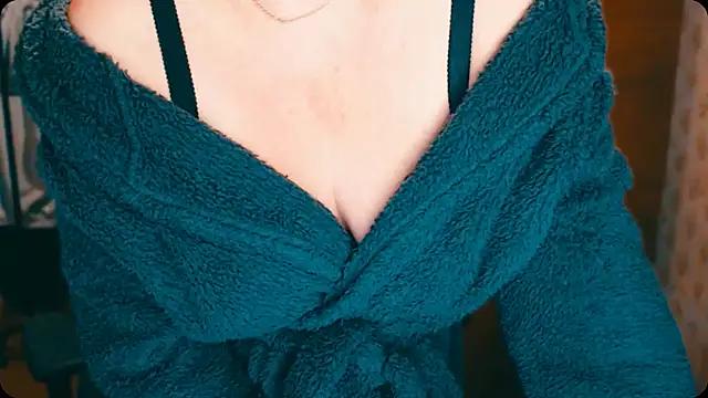 Try the hottest girls free webcams as they get au naturel and get naked fulfilling your nuttiest whims.