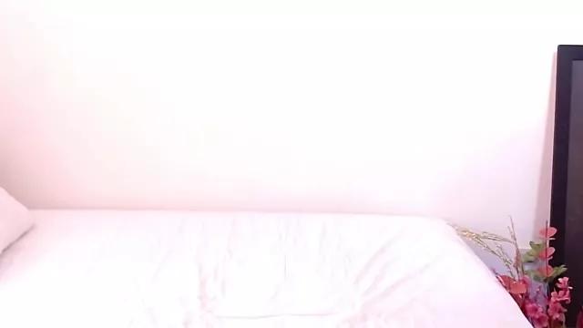 Ally_burdett from StripChat