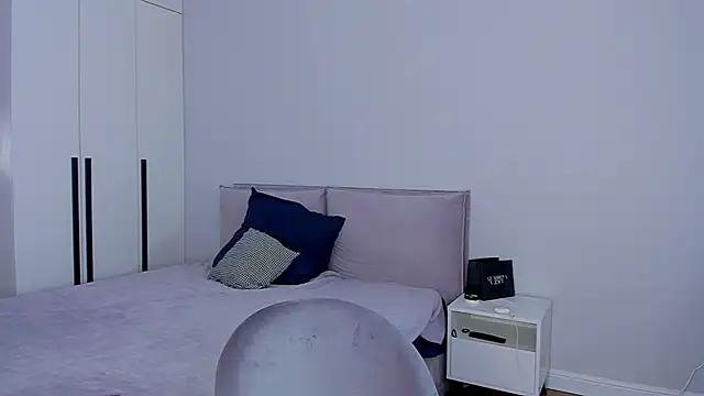 Amaranoir from StripChat