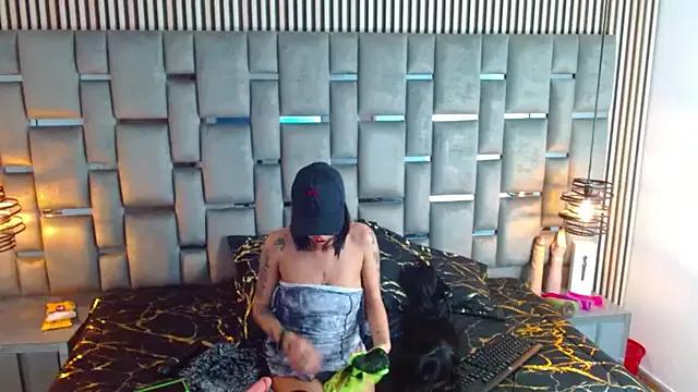 amberharperx21x from StripChat is Freechat