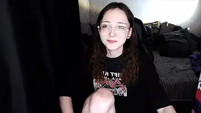 AmeliaKamishiro from StripChat is Freechat