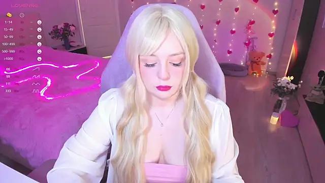 Try the hottest girls free webcams as they get au naturel and get naked fulfilling your nuttiest whims.