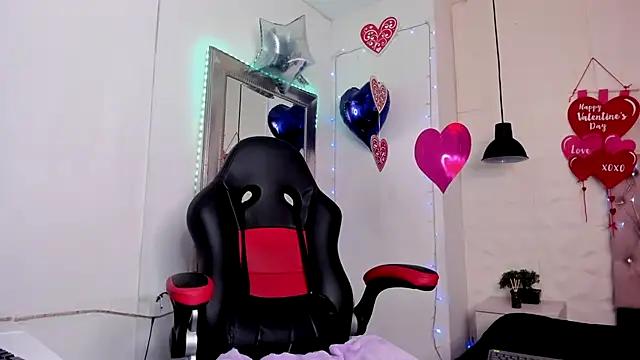 Try the hottest girls free webcams as they get au naturel and get naked fulfilling your nuttiest whims.