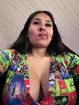 Try the hottest girls free webcams as they get au naturel and get naked fulfilling your nuttiest whims.
