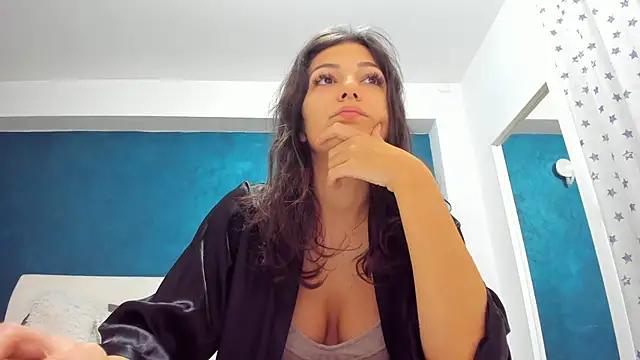 Anna_Lewis from StripChat