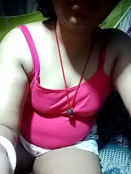 Try the hottest girls free webcams as they get au naturel and get naked fulfilling your nuttiest whims.