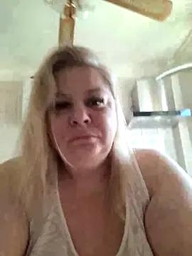 AriannaMilf from StripChat