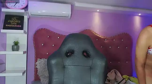 Try the hottest girls free webcams as they get au naturel and get naked fulfilling your nuttiest whims.