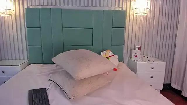 axel_bailey from StripChat is Freechat