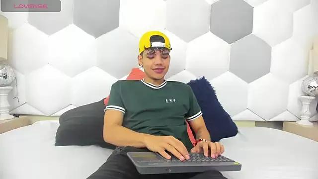 Axel_Forte webcams show profile image 