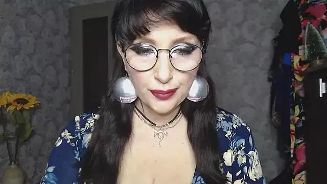 Aziza1 from StripChat