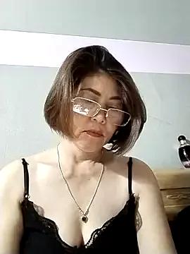 Try the hottest girls free webcams as they get au naturel and get naked fulfilling your nuttiest whims.